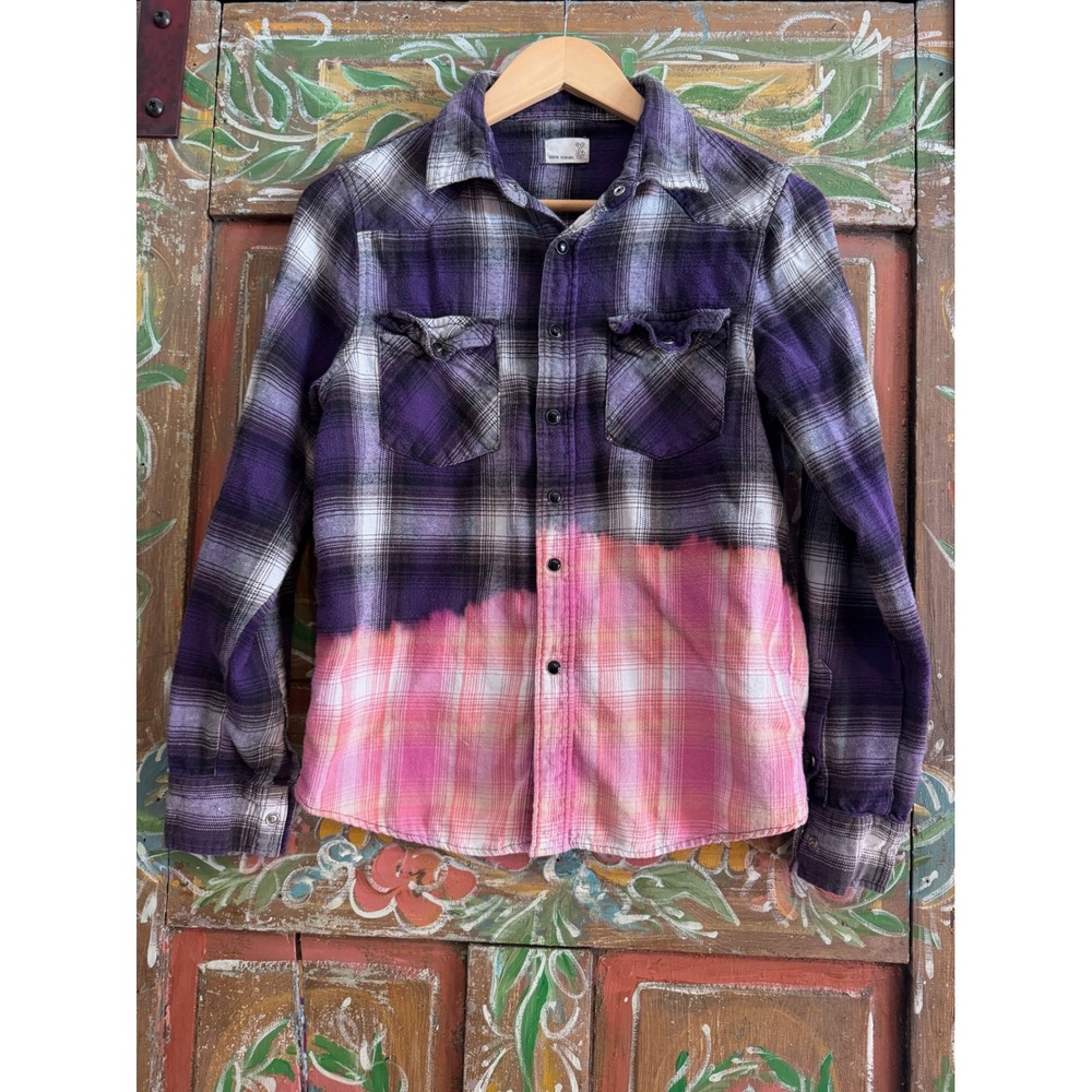 Upcycled/Reworked Flannel Shirt| Butterfly Vintage Patchwork| Cottage Core| XS - Picture 4 of 7